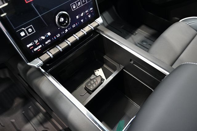 New 2026 GMC Sierra EV Elevation w/ Premium Package AWD/4WD image 22