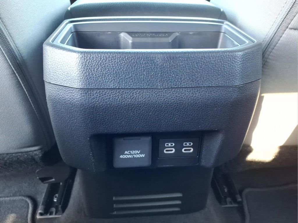 Used 2024 Toyota Tacoma TRD Sport w/ TRD Sport Upgrade Package image 18