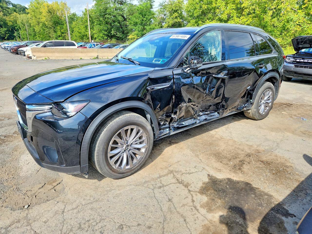 Used 2024 MAZDA CX-90 Plug-In Hybrid w/ Preferred AWD/4WD image 2