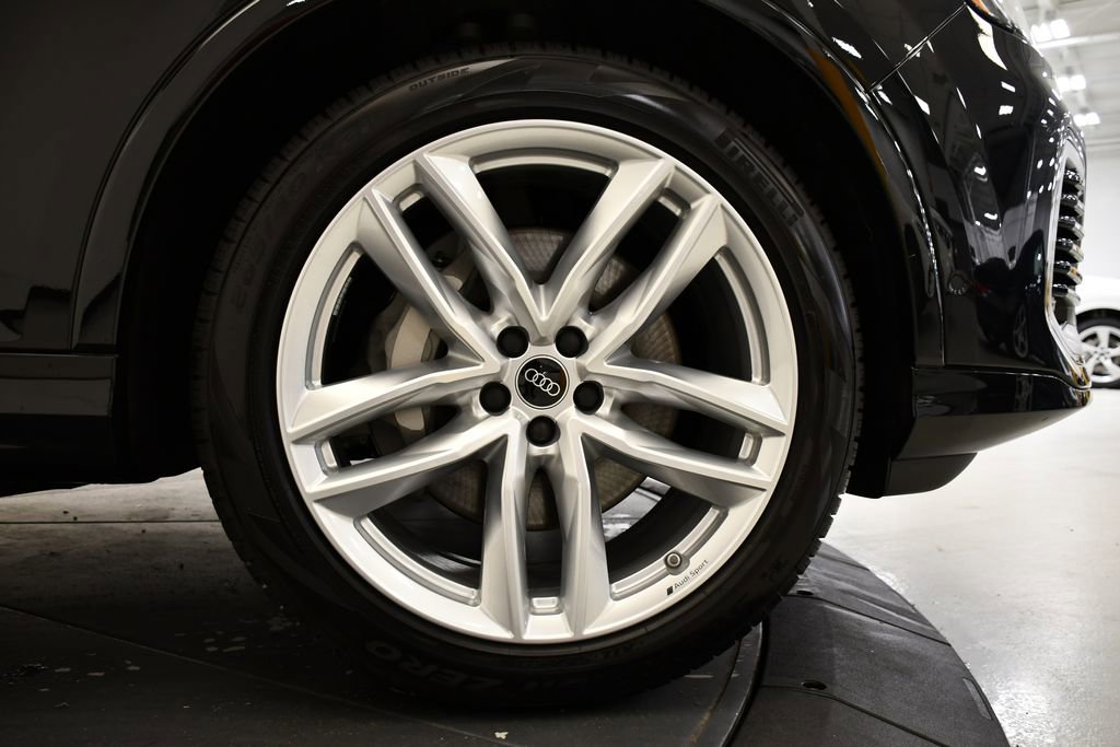 New 2025 Audi Q7 3.0T Premium Plus image 16