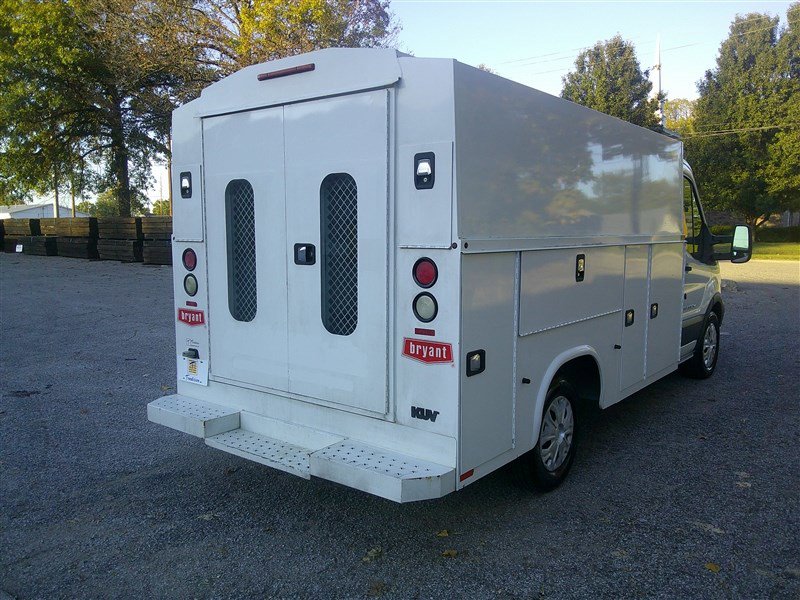 Used 2015 Ford Transit 250 138 w/ Exterior Upgrade Package image 5