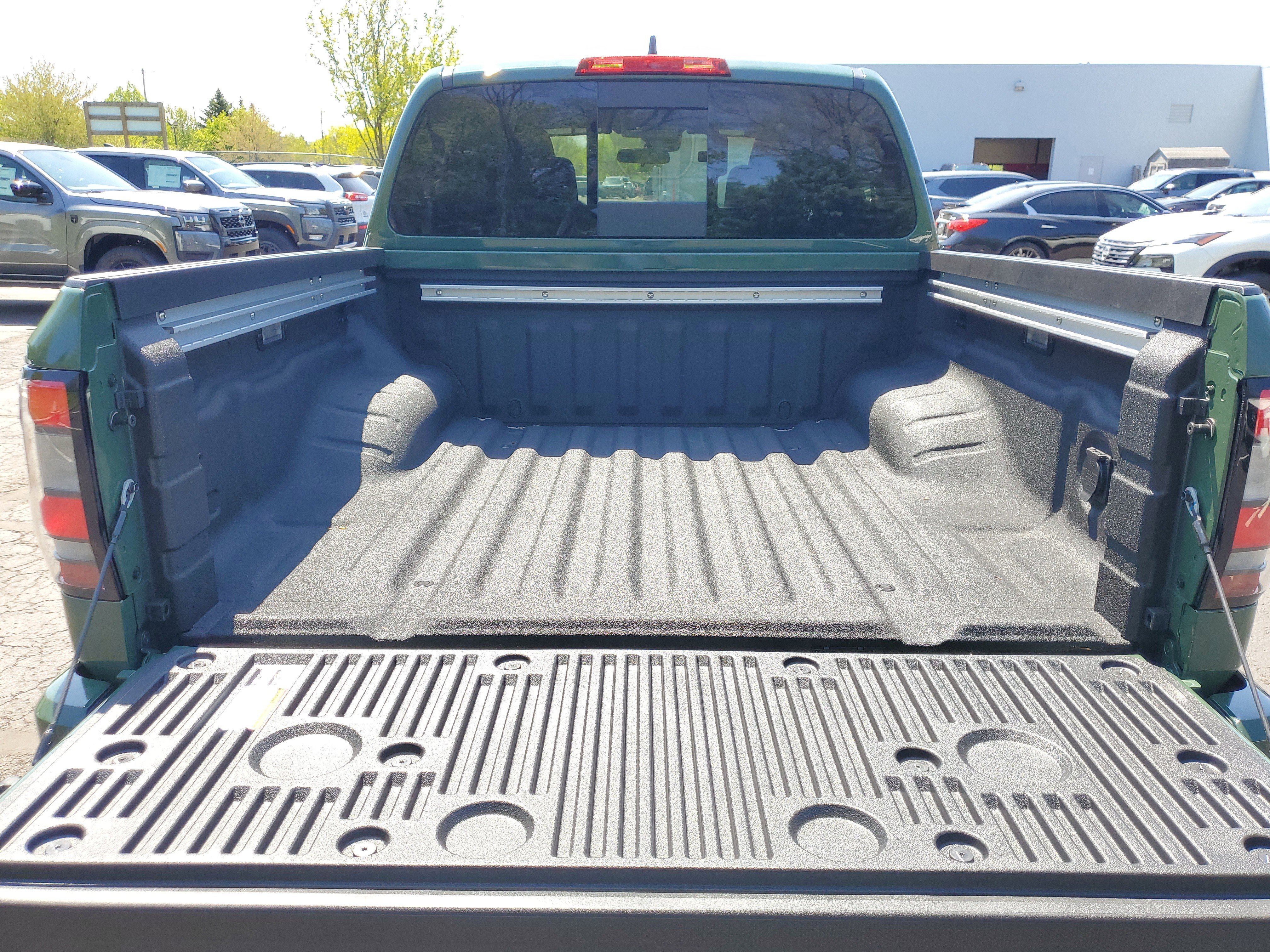 New 2026 Nissan Frontier PRO-4X w/ Pro-4x Convenience Package AWD/4WD image 31