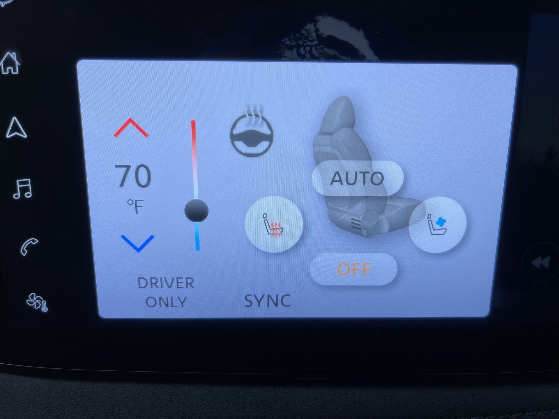Certified 2024 Nissan Ariya AWD image 21