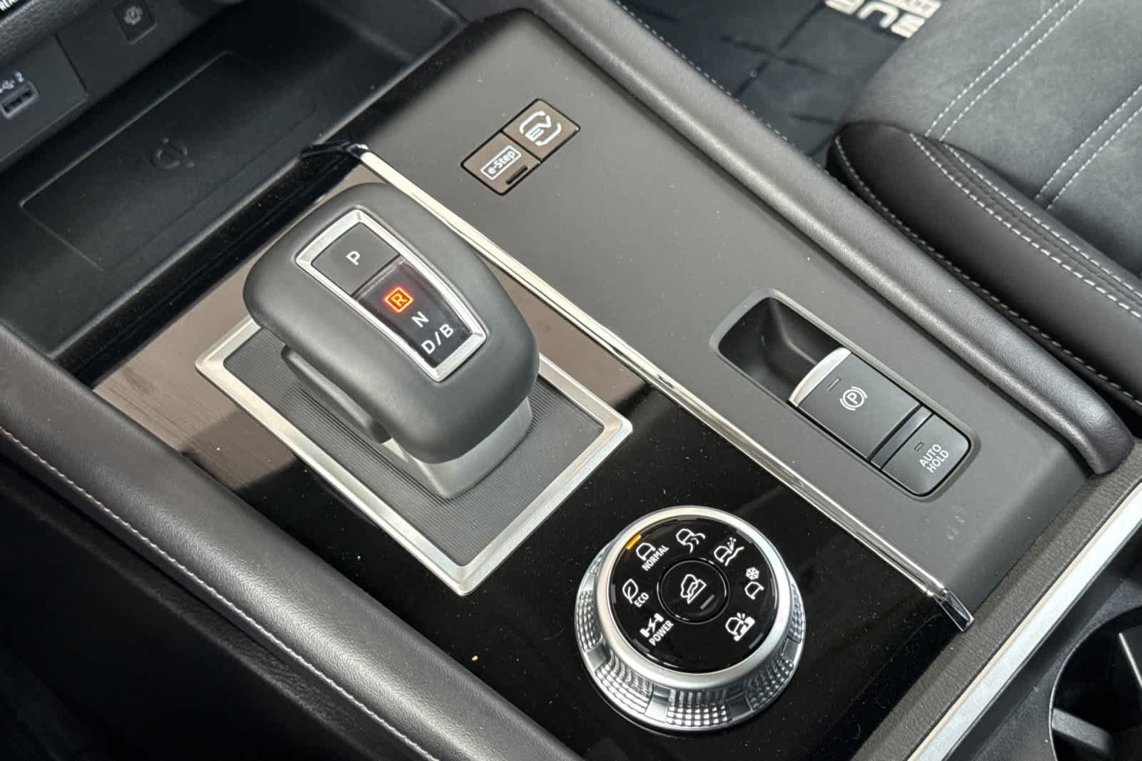New 2026 Nissan Rogue SL AWD/4WD image 22