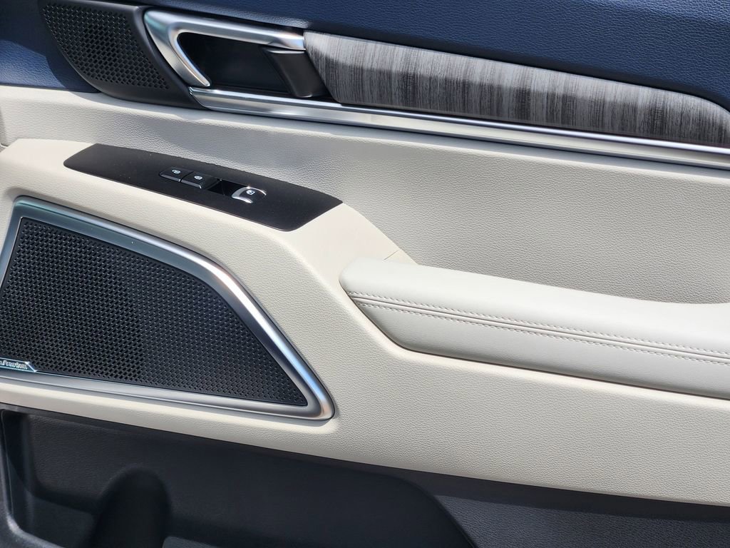 New 2025 Kia Telluride SX w/ SX Captain's Chair Package image 15