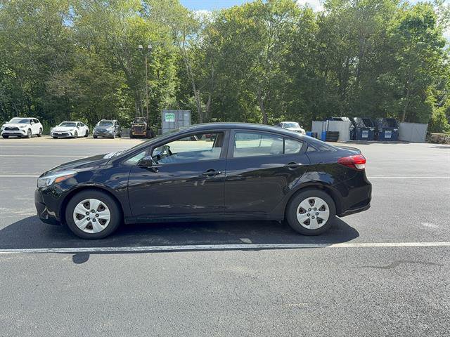 Used 2018 Kia Forte LX FWD image 2