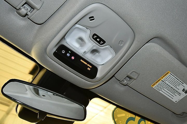 Used 2025 Chevrolet TrailBlazer LT w/ LT Cold Weather Package image 25