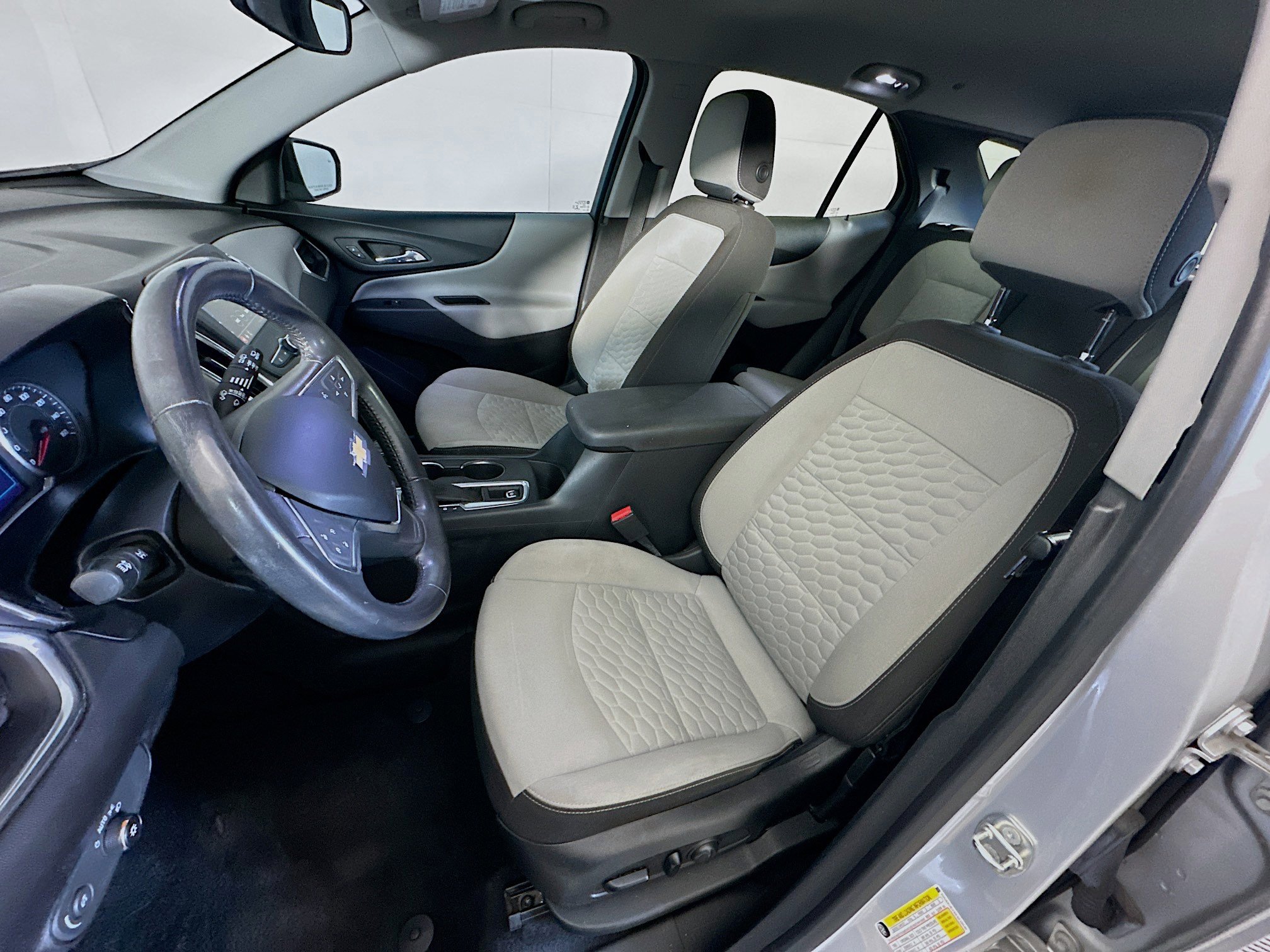 Used 2019 Chevrolet Equinox LT image 13