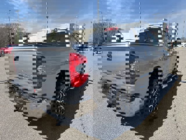 Used 2016 Toyota Tundra SR5 w/ SR5 Upgrade Package image 16