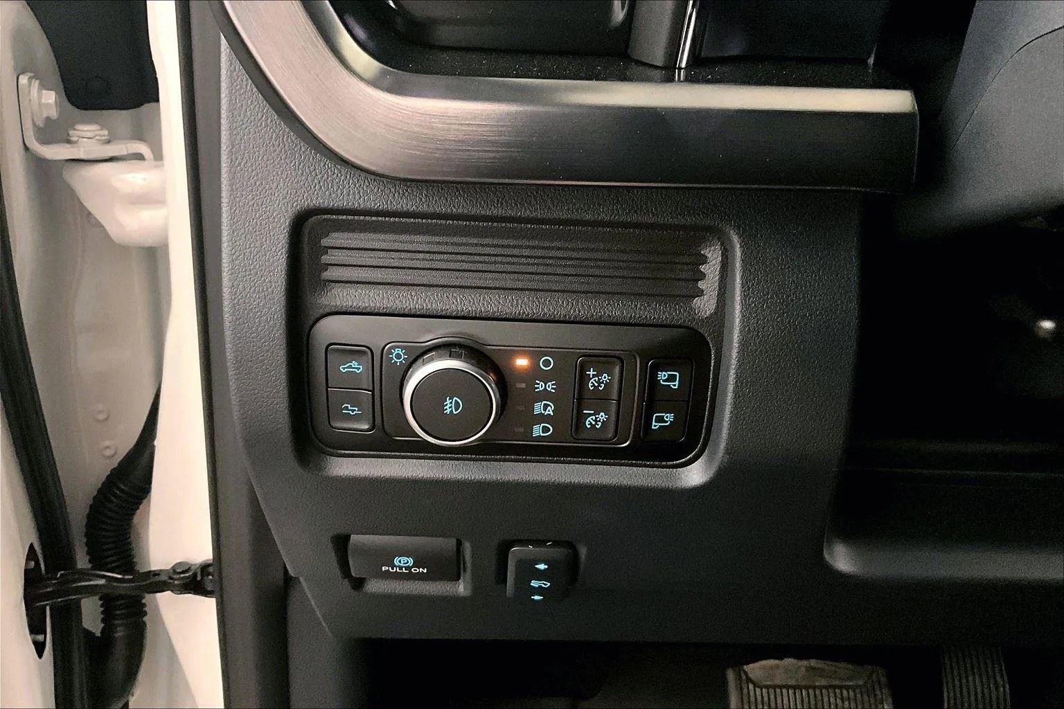 New 2026 Ford F350 Lariat image 30