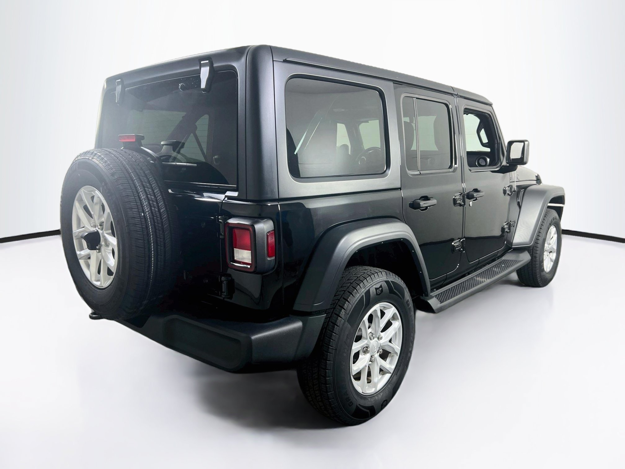 Used 2023 Jeep Wrangler Unlimited Sport AWD/4WD image 5