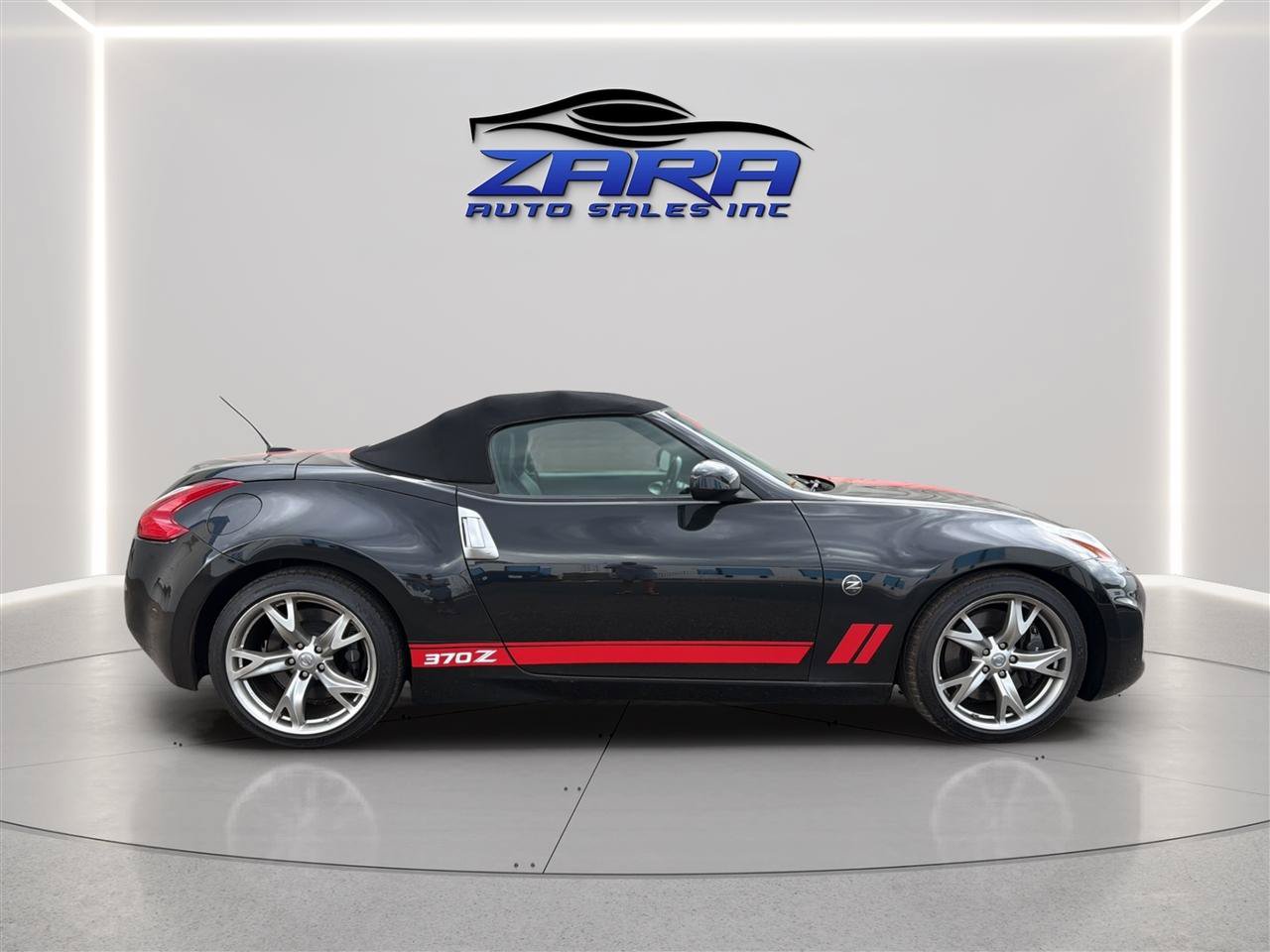 Used 2010 Nissan 370Z Touring w/ Sport Pkg RWD image 8