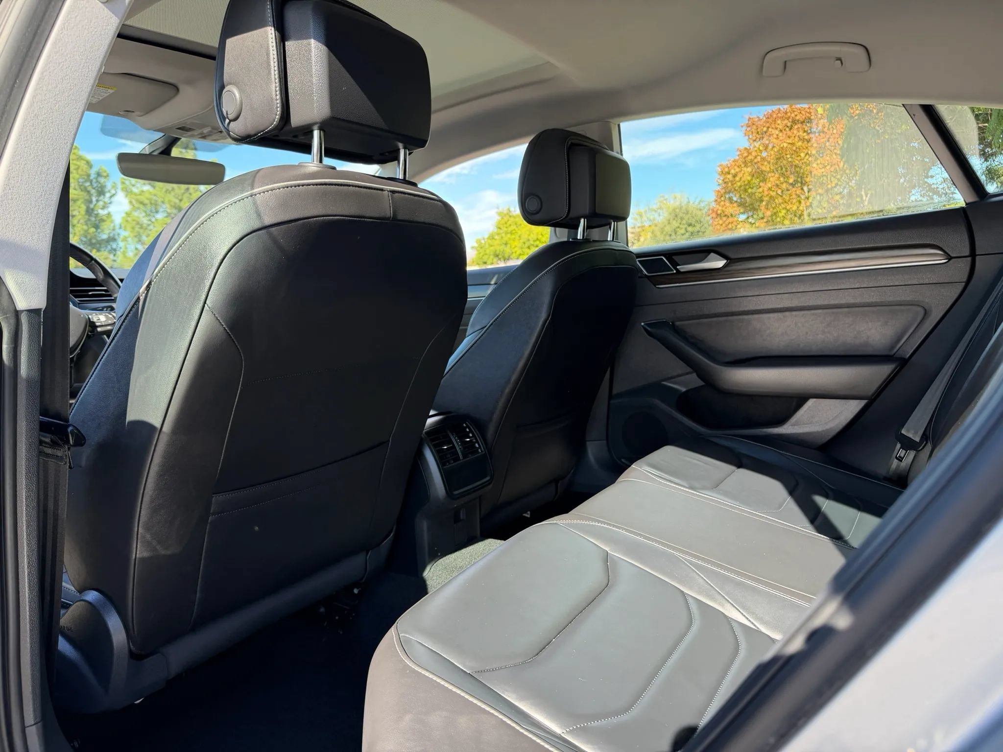 Used 2019 Volkswagen Arteon SEL FWD image 12
