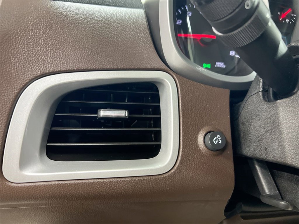 Used 2013 Chevrolet Equinox LTZ image 17