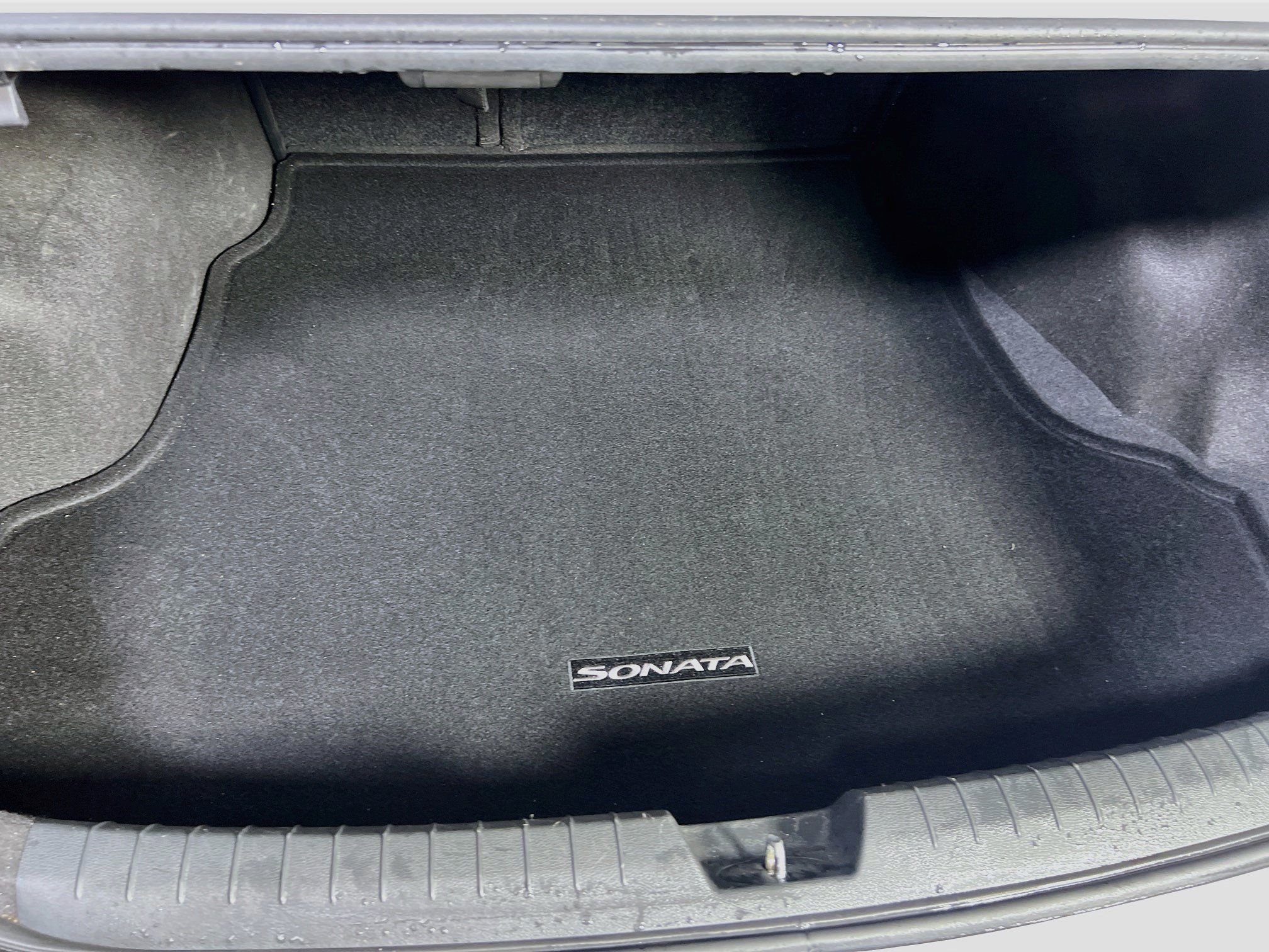 Used 2016 Hyundai Sonata Limited w/ Cargo Package FWD image 25