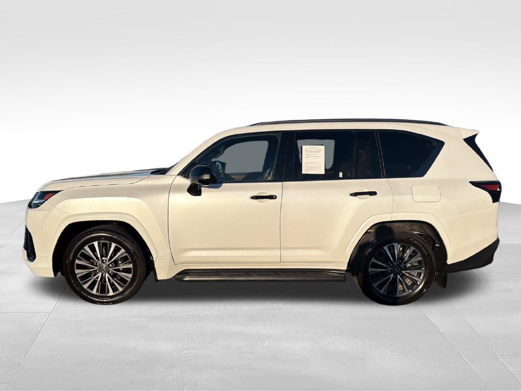 Used 2026 Lexus LX 600 4WD w/ Interior Upgrade Package image 2