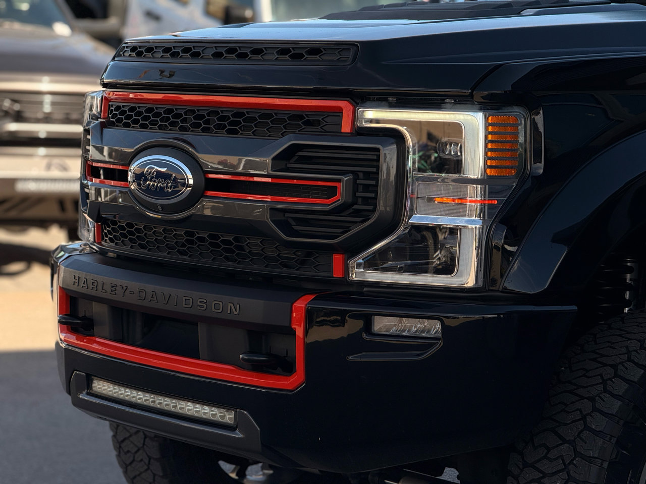 Used 2021 Ford F250 Lariat w/ Lariat Ultimate Package image 8