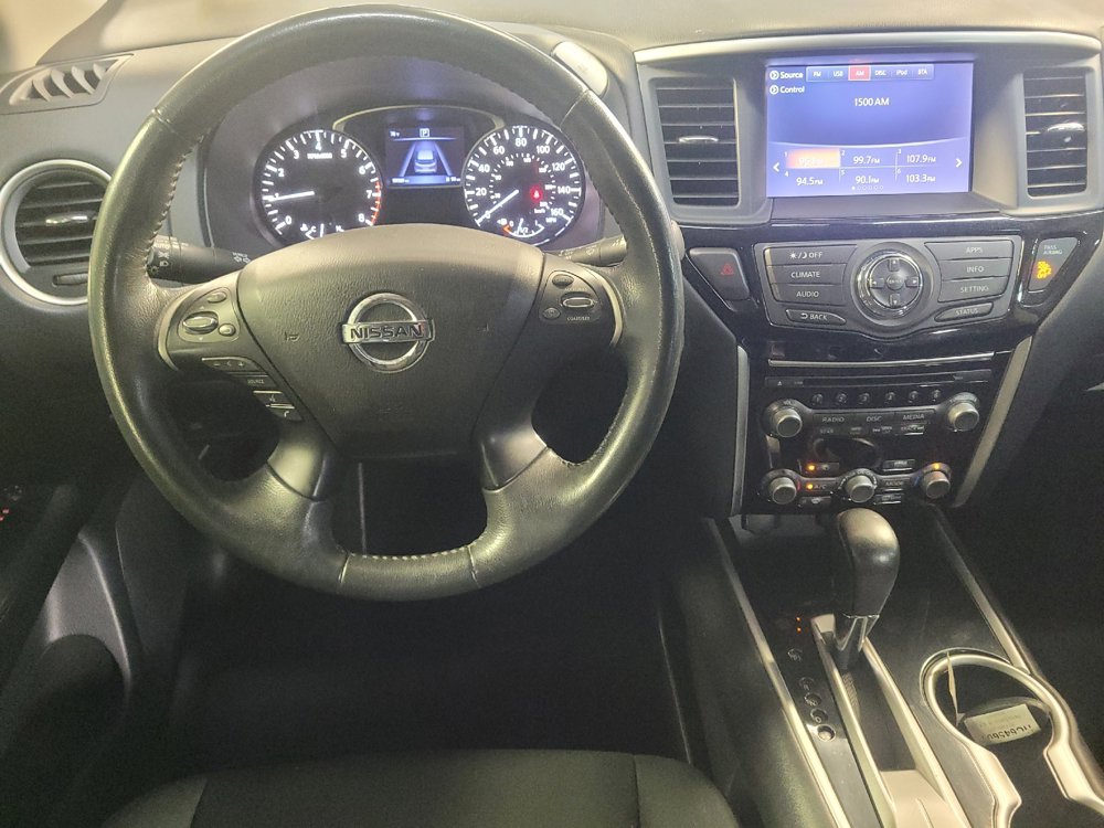 Used 2017 Nissan Pathfinder SV FWD image 22