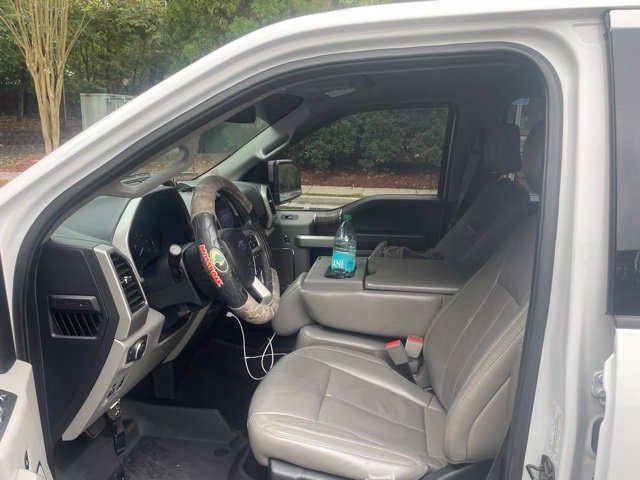 Used 2020 Ford F150 Lariat w/ Equipment Group 501A Mid AWD/4WD image 11