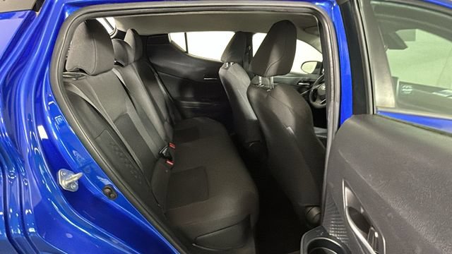 Used 2020 Toyota C-HR LE FWD image 28