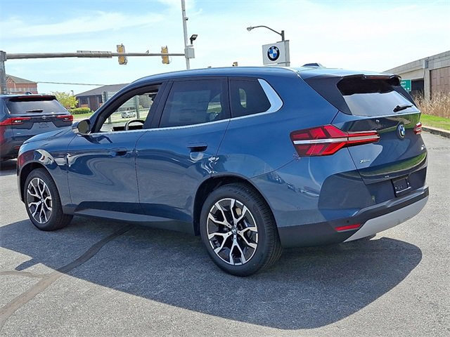 Certified 2025 BMW X3 xDrive30i w/ Premium Package image 3