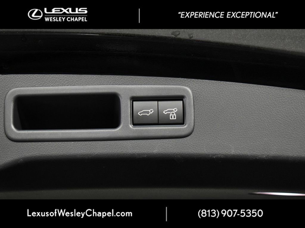 Used 2025 Lexus RX 350 Premium image 18