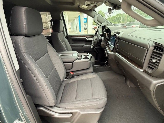 New 2026 Chevrolet Silverado 1500 LT image 17