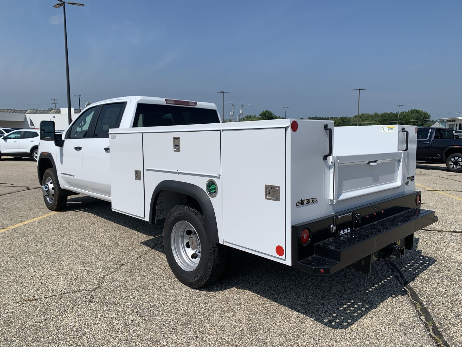 New 2025 GMC Sierra 3500 Pro w/ Convenience Package AWD/4WD image 37