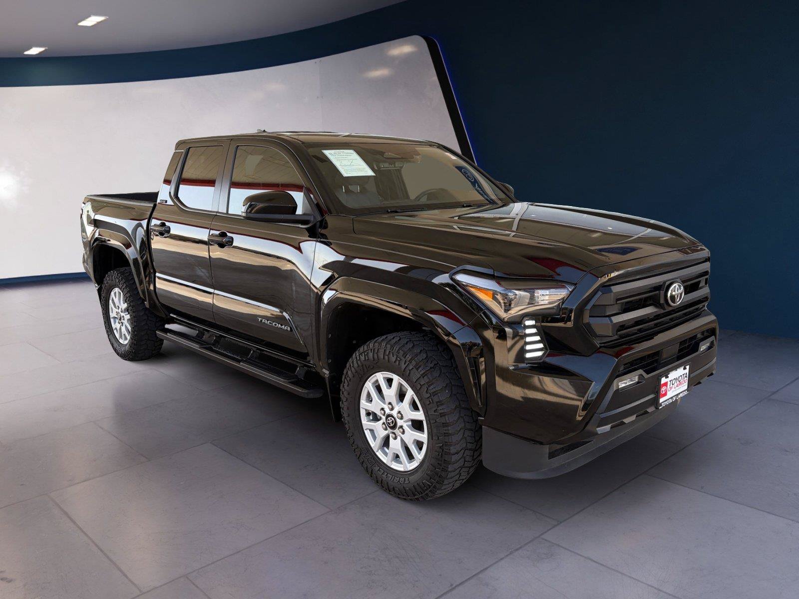 Used 2024 Toyota Tacoma SR5 RWD image 7
