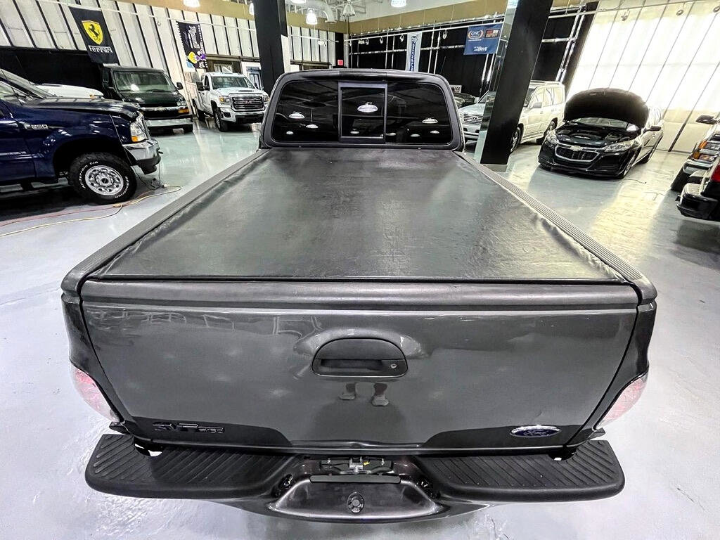 Used 2003 Ford F150 Lightning image 7