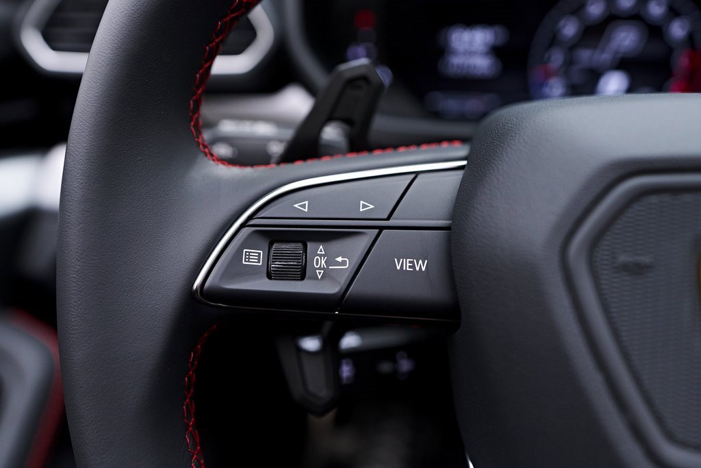 Used 2022 Lamborghini Urus image 61