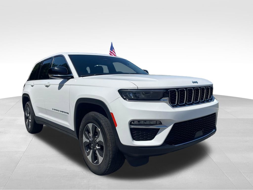 Used 2024 Jeep Grand Cherokee Limited 4xe AWD/4WD image 3