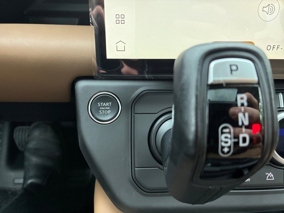 New 2026 Land Rover Defender 130 S AWD/4WD image 20