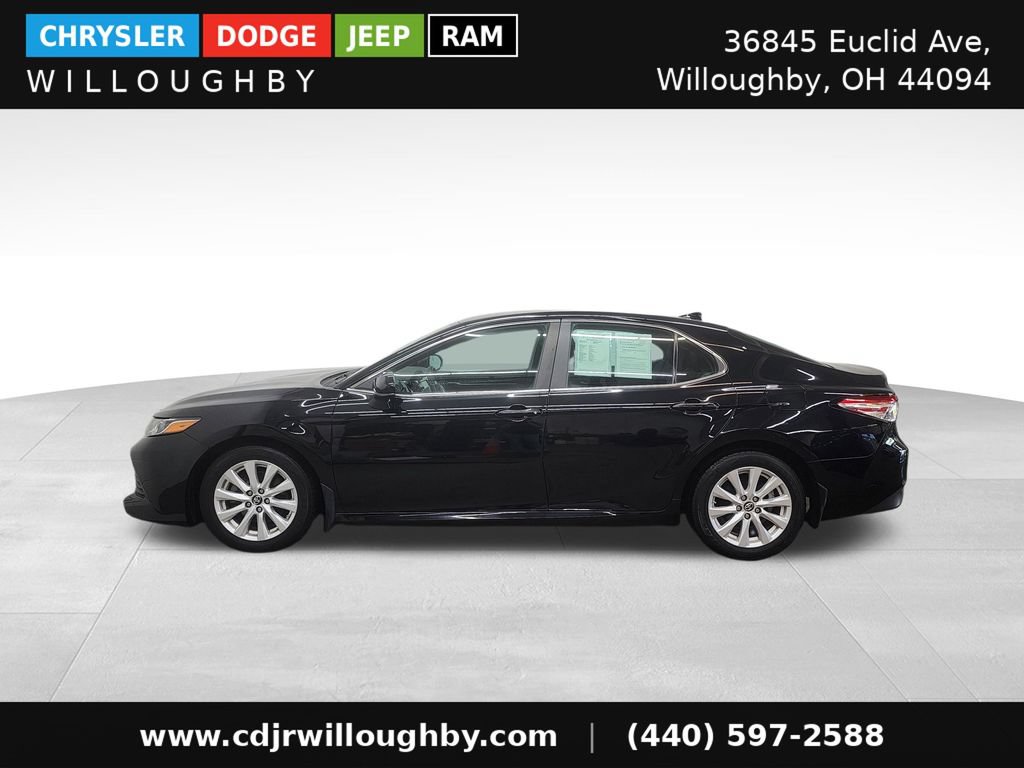 Used 2019 Toyota Camry LE FWD image 6