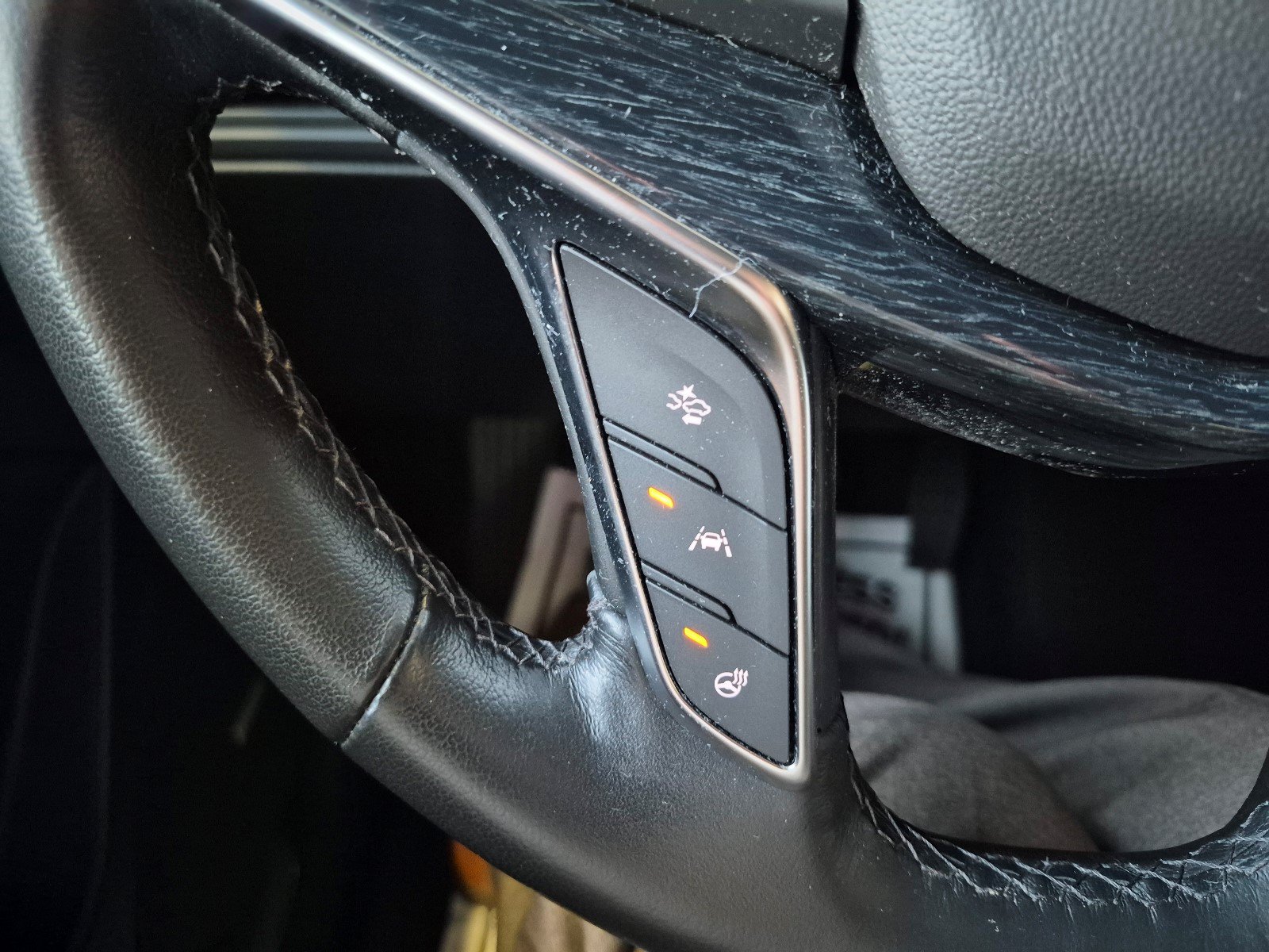 Certified 2024 Cadillac XT5 Premium Luxury AWD/4WD image 24
