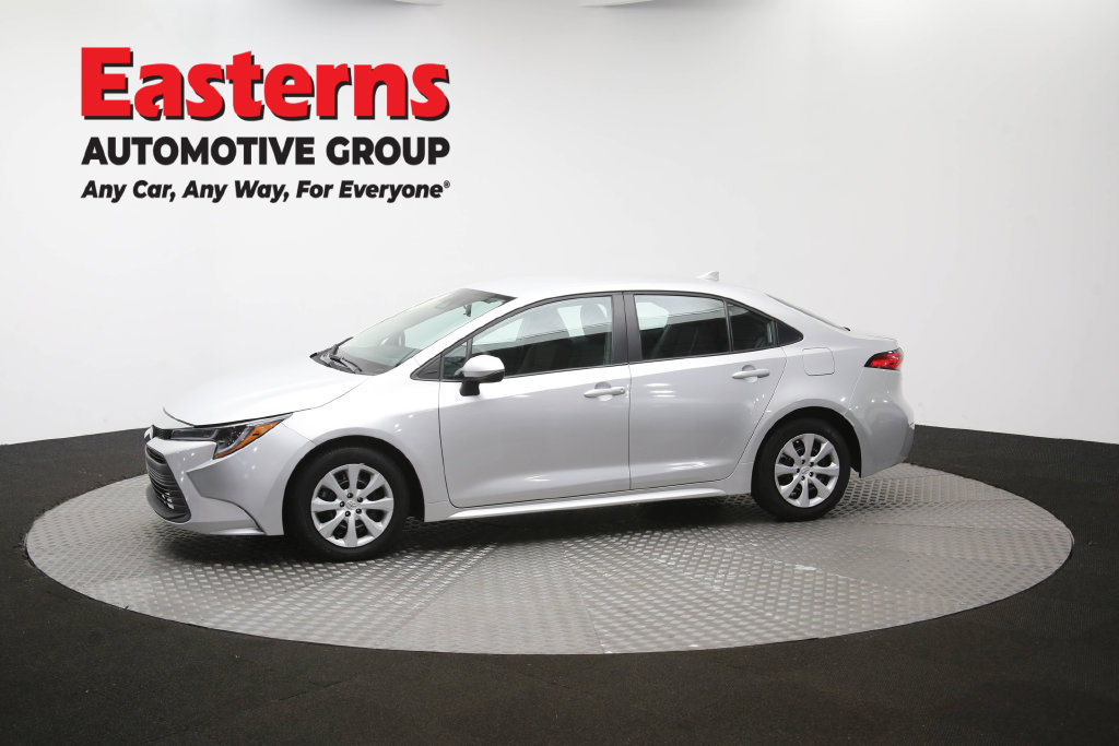 Used 2025 Toyota Corolla LE FWD image 59