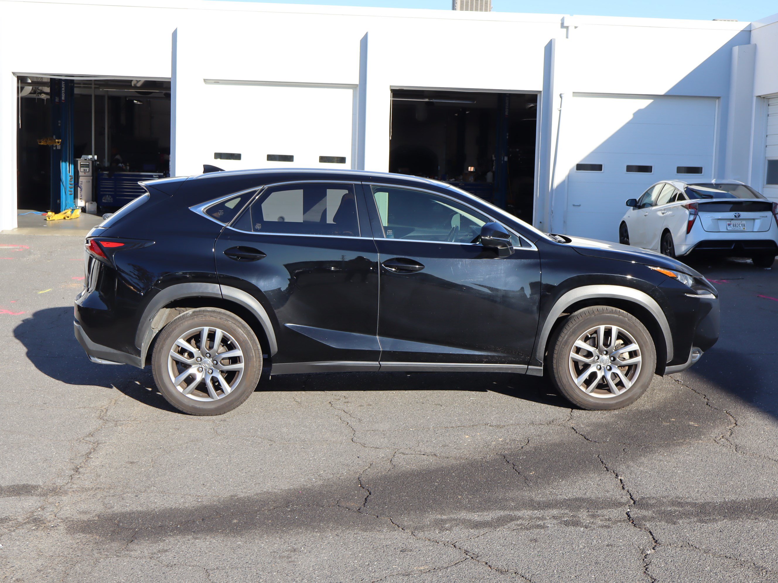 Used 2016 Lexus NX 200t FWD w/ Premium Package image 11