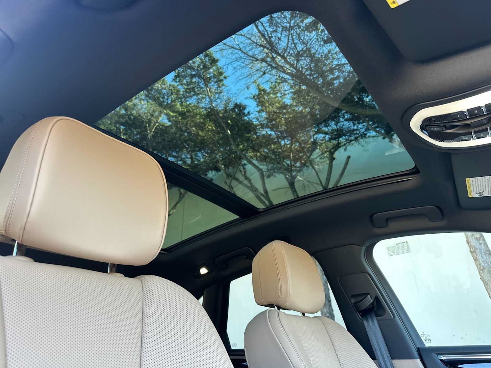 New 2026 Porsche Macan S AWD/4WD image 18