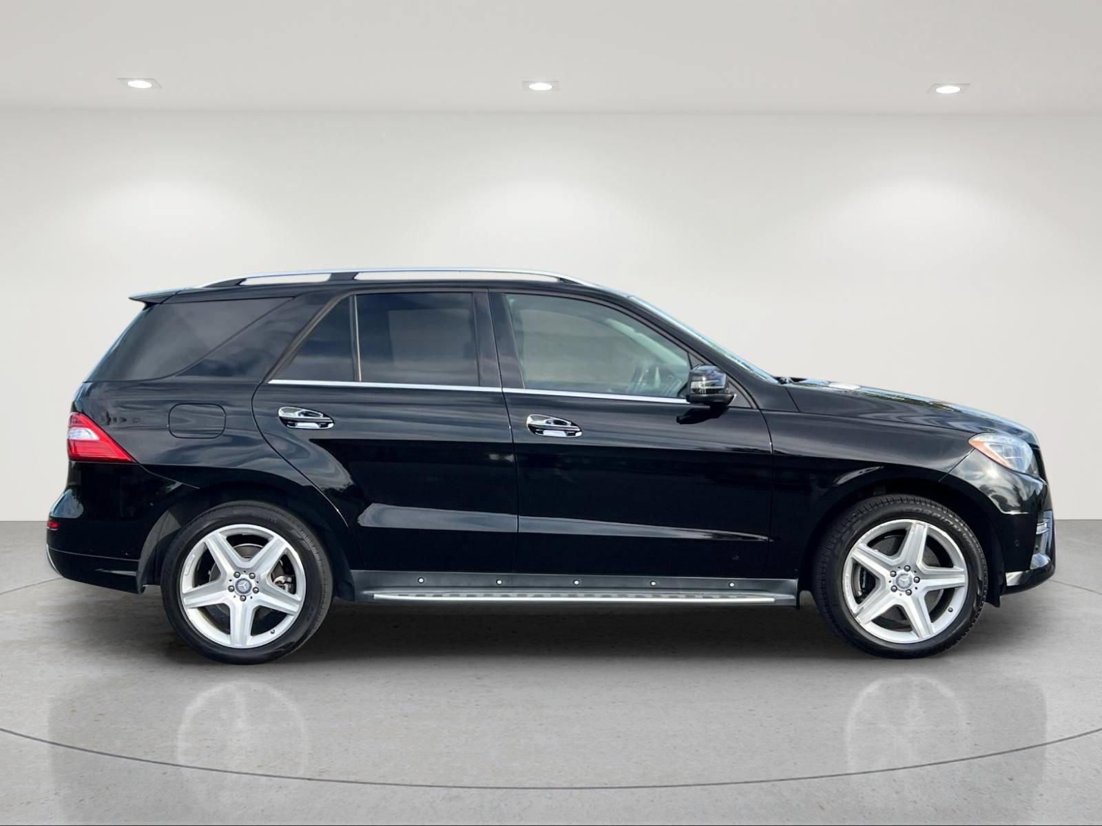 Used 2014 Mercedes-Benz ML 550 4MATIC image 6