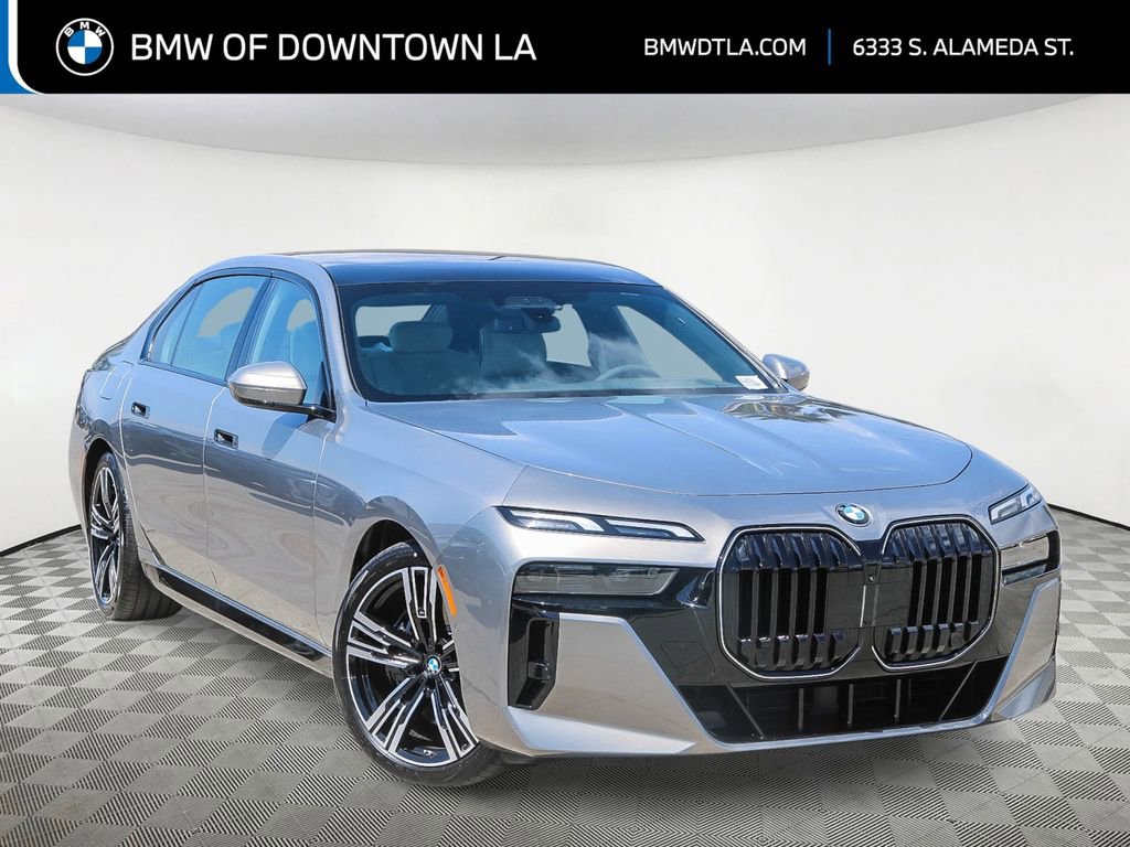 New 2025 BMW 760i xDrive