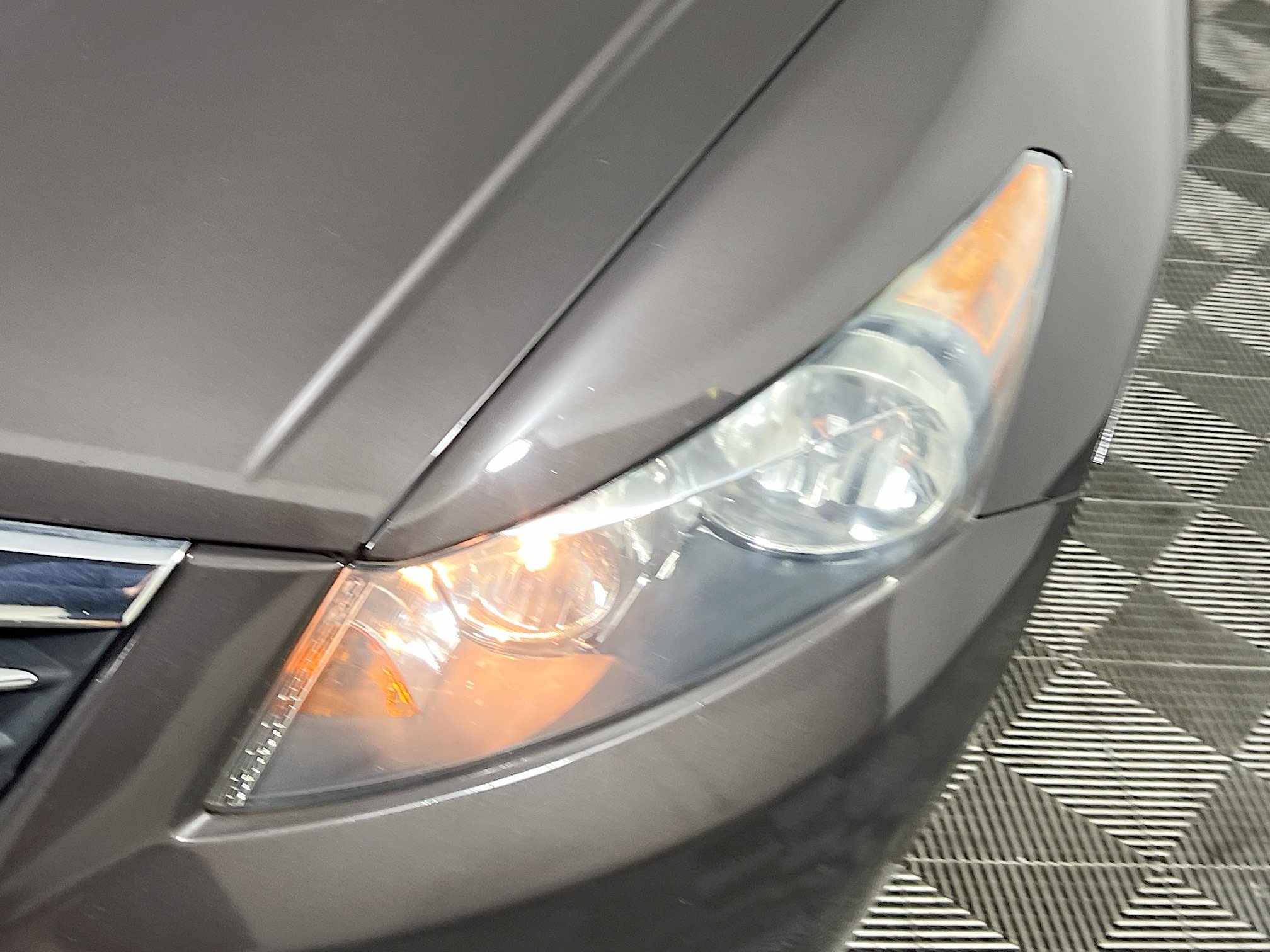 Used 2011 Honda Accord EX-L image 11