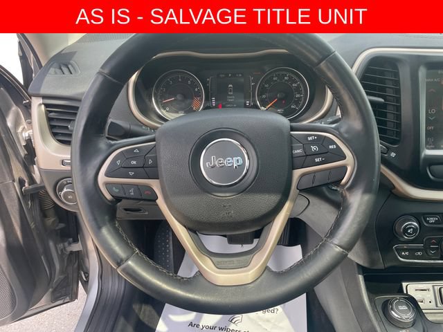 Used 2015 Jeep Cherokee Latitude w/ Comfort/Convenience Group AWD/4WD image 32