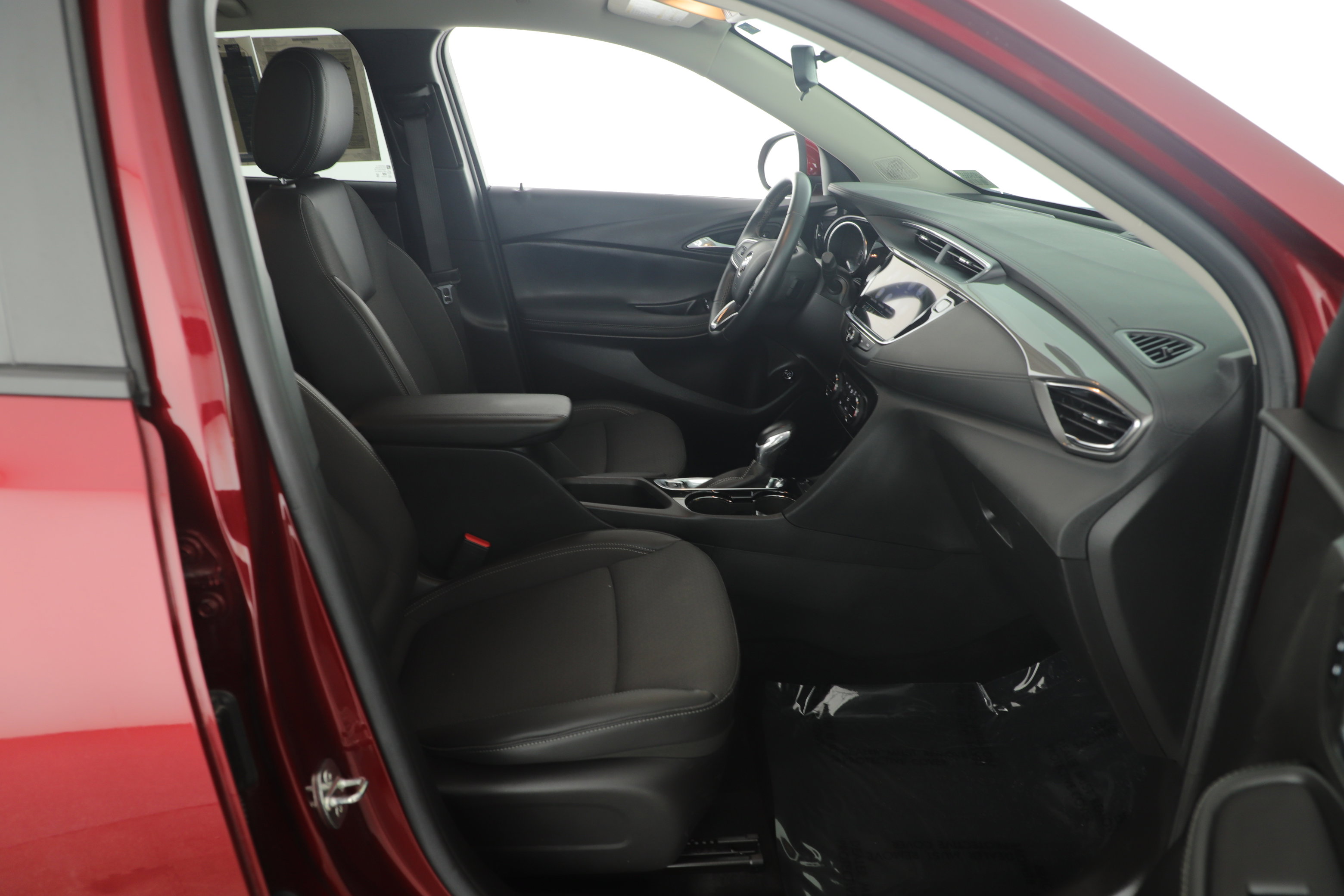 Used 2023 Buick Encore GX Select w/ Sport Touring Package image 17