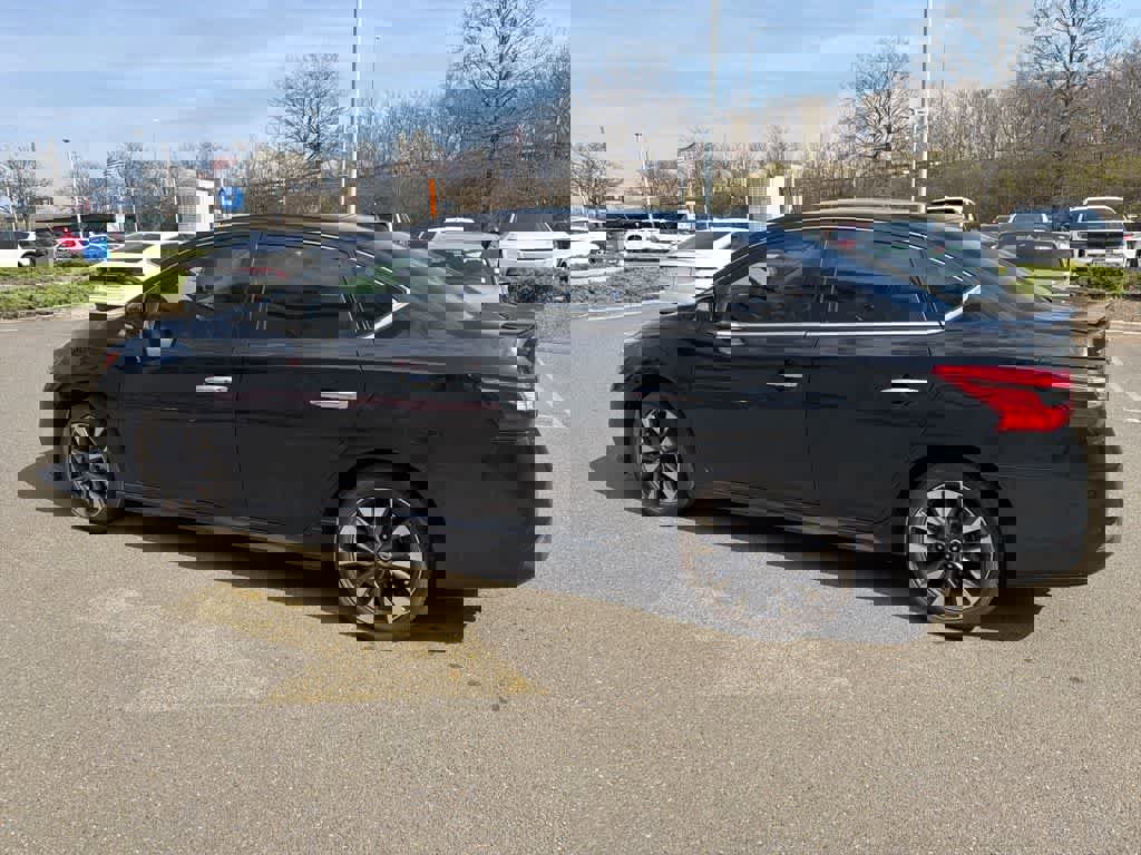 Used 2018 Nissan Sentra SR image 8