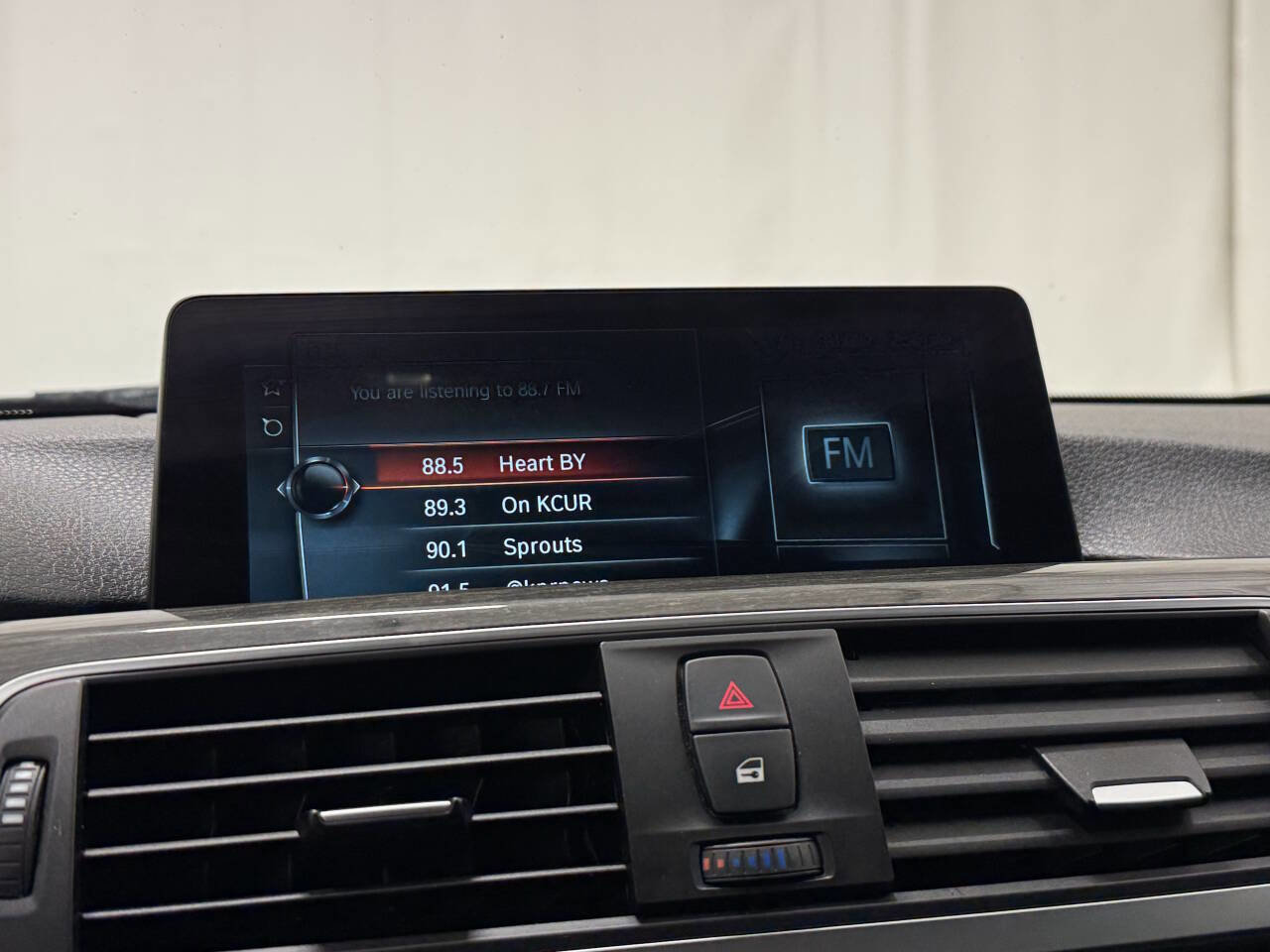 Used 2017 BMW 330i Sedan image 26