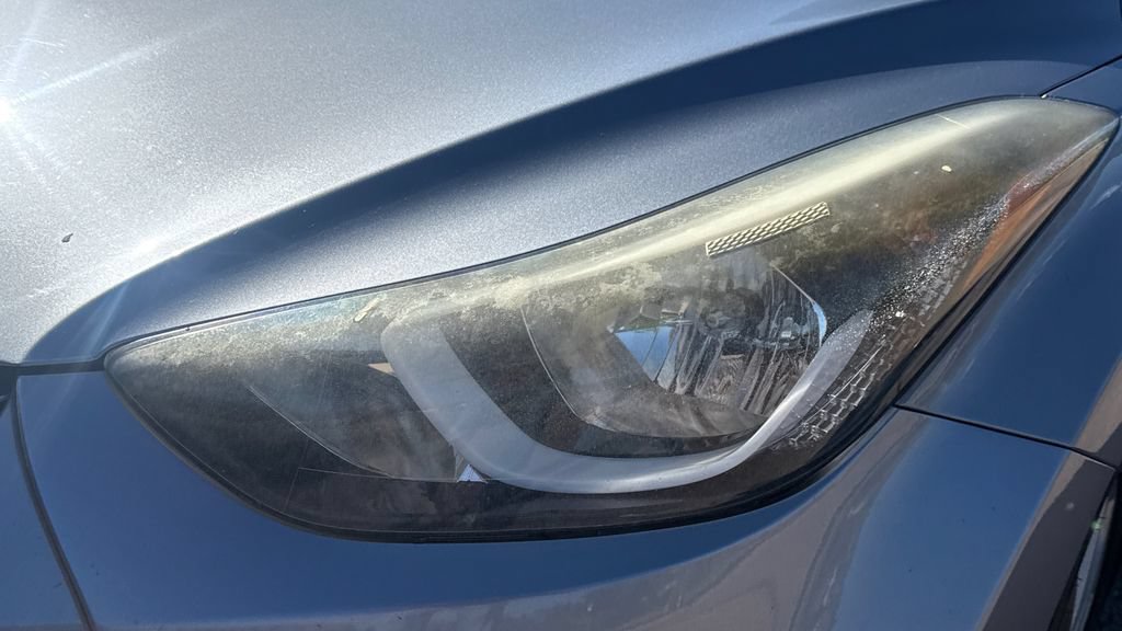 Used 2016 Hyundai Elantra SE w/ Option Group 02 FWD image 16