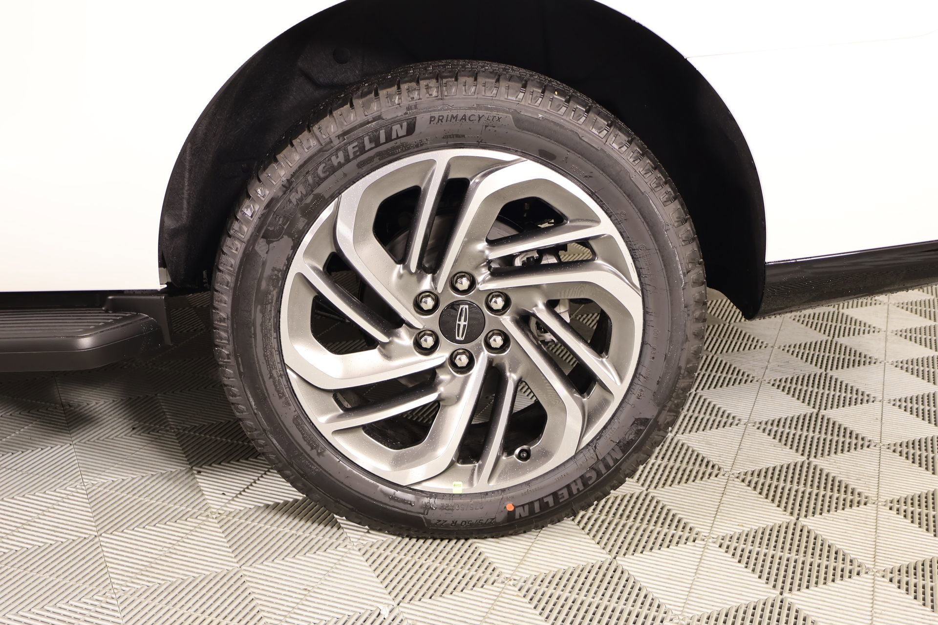 New 2026 Lincoln Navigator Premiere image 19