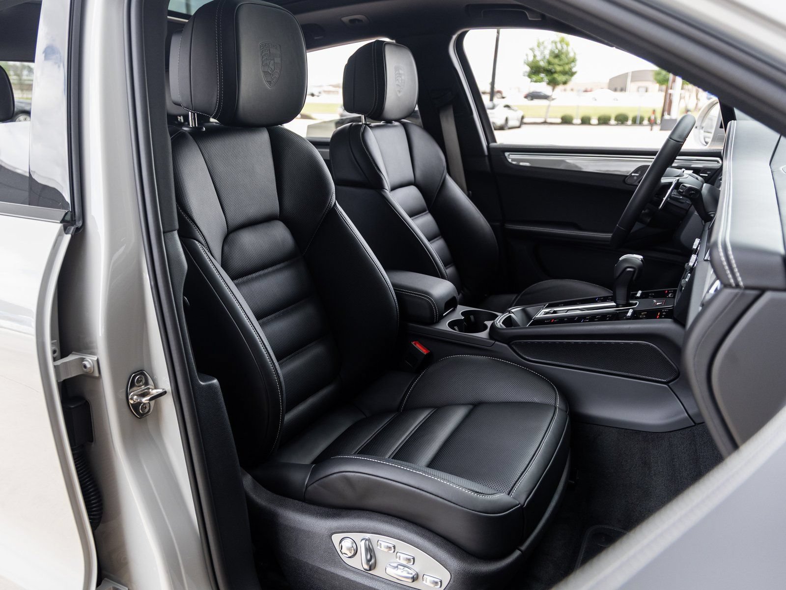 New 2026 Porsche Macan S AWD/4WD image 49