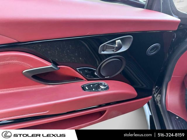 Used 2018 Aston Martin DB11 Coupe RWD image 16