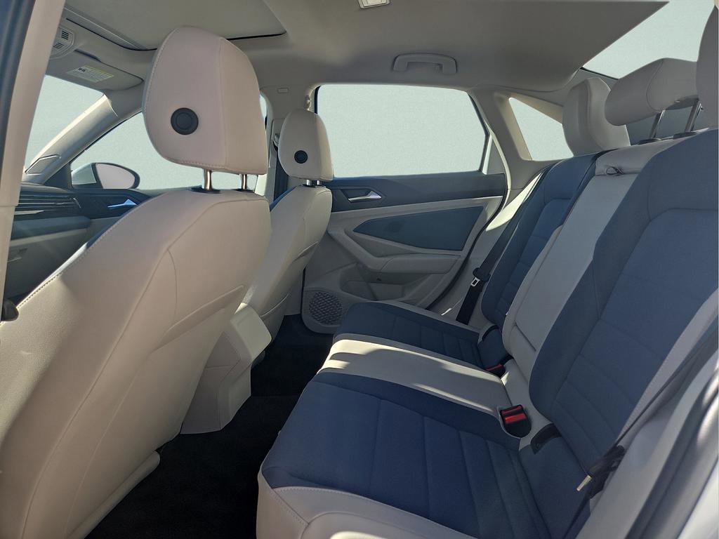 New 2026 Volkswagen Jetta SE image 10
